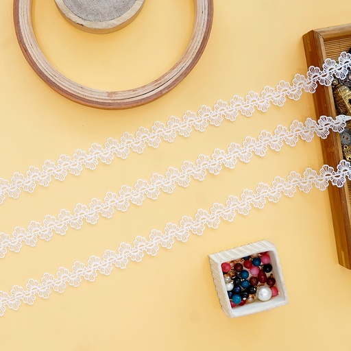 [ALN473 WHITE] Centre Border Zigzag Design Shuttle Lace