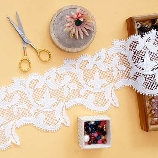 [SC103 WHITE] Double Side Border Shuttle Lace