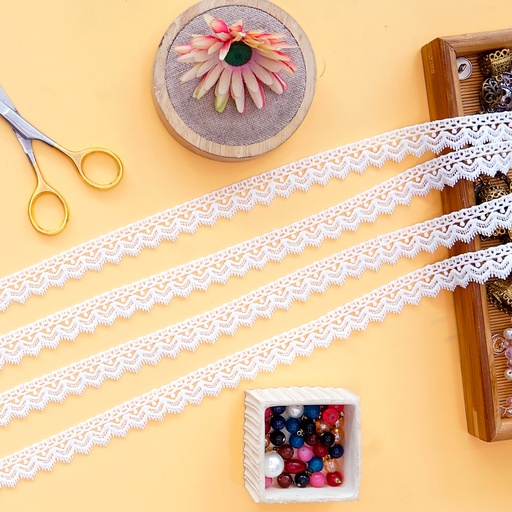 [A6277 WHITE] One Side Border Shuttle Lace