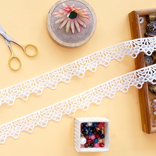 [OL142 WHITE] One Side Border Organza Lace