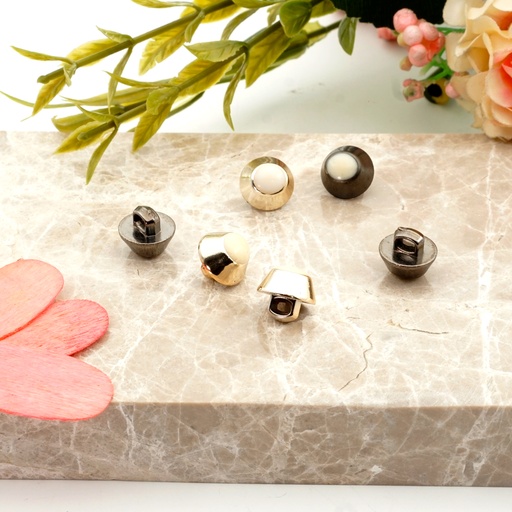 [PB-05-3 OFF WHITE] Enamel Coated Oval Shank Button