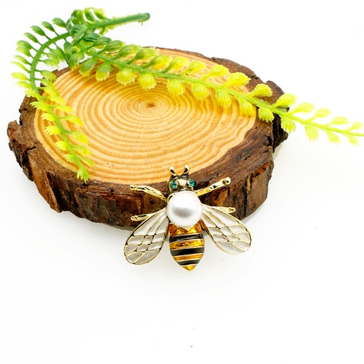 [9385] Gold Plated Bee Brooch With A Pearl