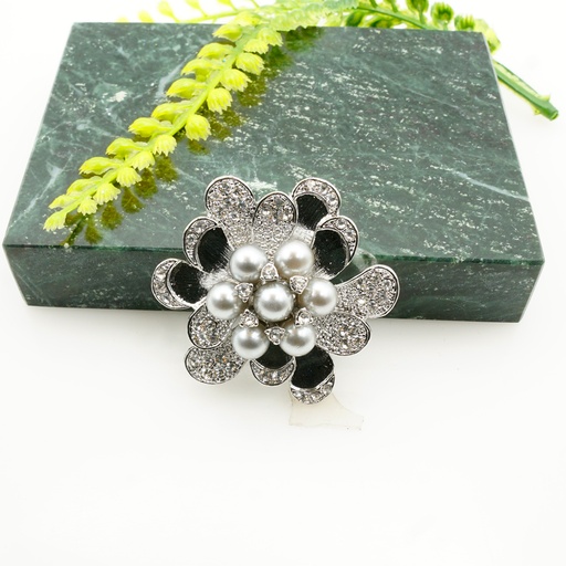[1535 SILVER GREY] Clear Diamante Grey Pearl Flower Brooch
