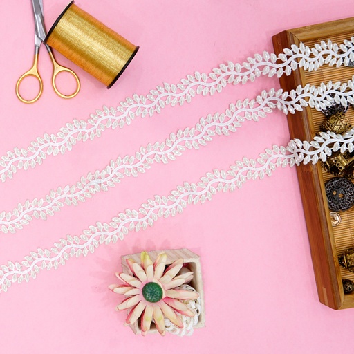 [MYB929 WHITE] Tiny Leaf Shape Crystal Shuttle Lace