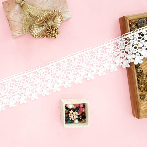 [AL2062 WHITE] One Side Border Shuttle Lace