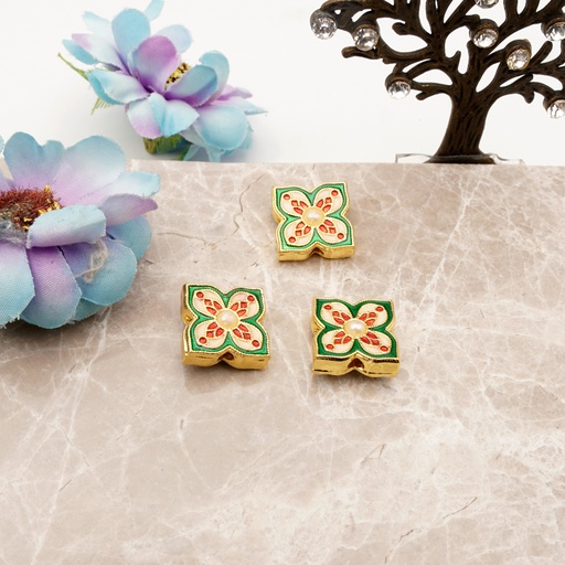 [MKB01-3] Traditional Design Centre Pearl Beads