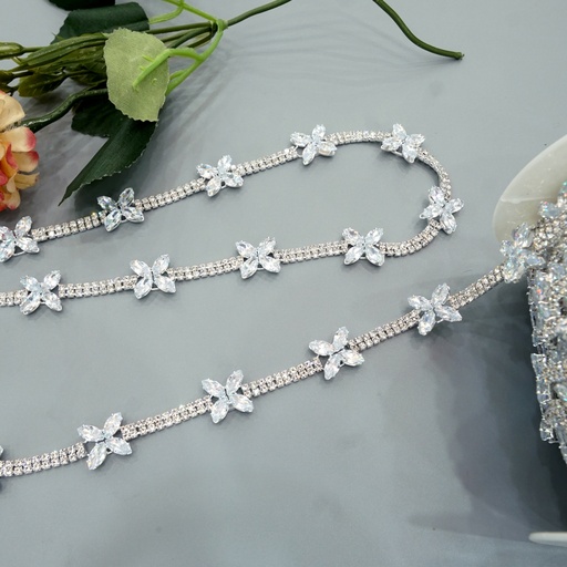 [LSM-055 CRYSTAL WHT] Flower Design Rhinestone Zircon Chain