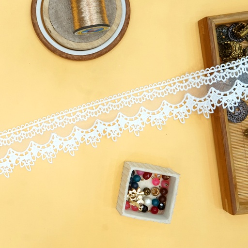 [NL219 WHITE] One Side Border Shuttle Net Lace