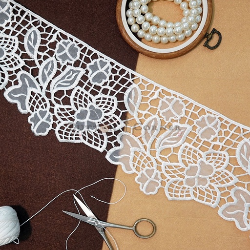 [MQ5054 WHITE] One Side Border Organza Lace