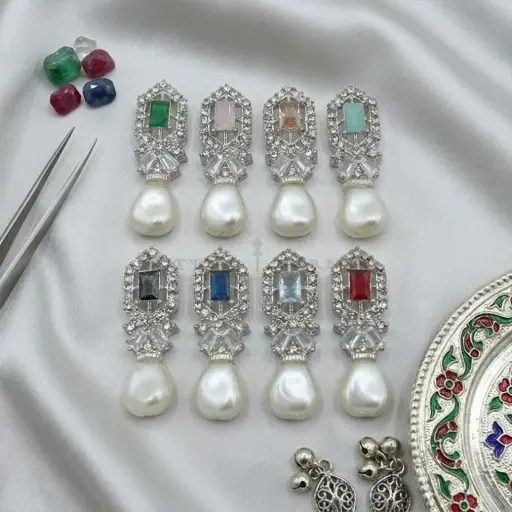 Silver Base Fancy Kundan Button