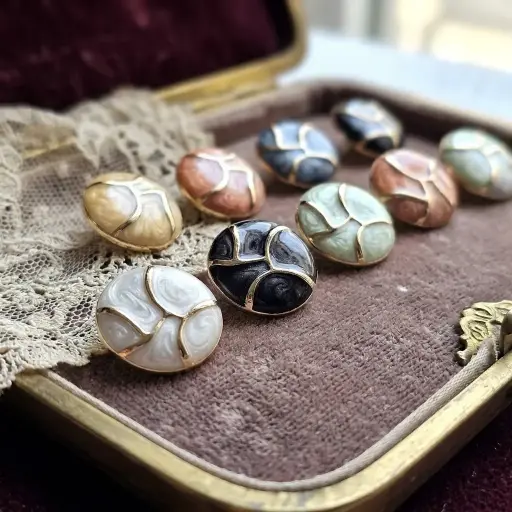 Vintage Style Resin Metal Button