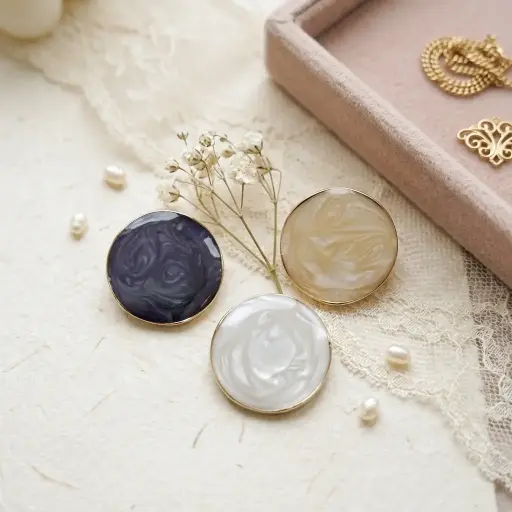 Waving Border Resin Metal Button