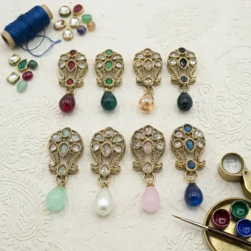 Gold Base Fancy Kundan Button