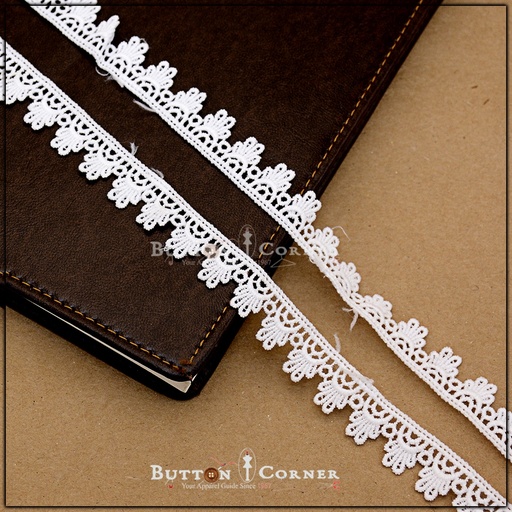 [ALN224-WHITE] One Side Border Shuttle Lace