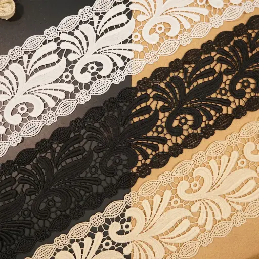 Double Side Border Shuttle Lace