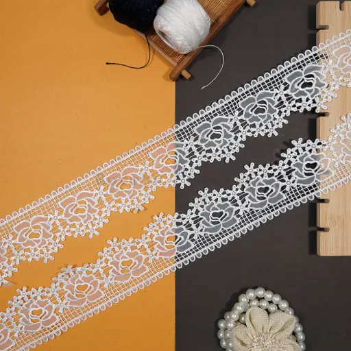 [OL183 WHITE] One Side Border Organza Lace
