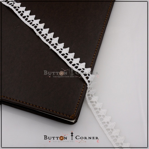 [ALN241 WHITE] One Side Border Shuttle Lace