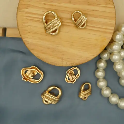Twisted Knot Design Irregular Oval Shape Metal Button