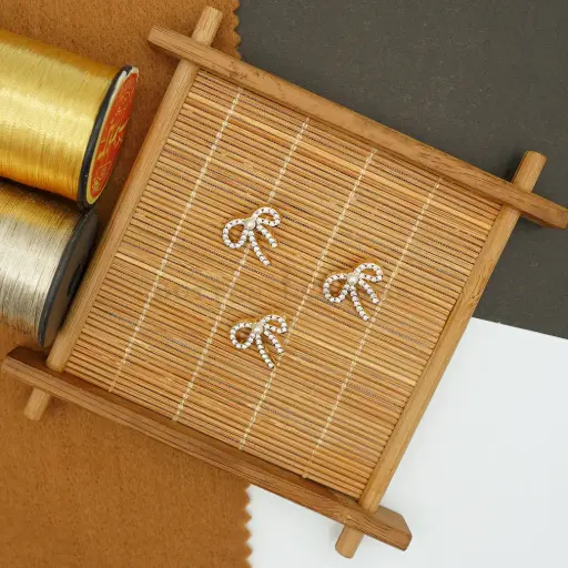 [61712 LIGHT GOLD] Pearl Rhinestones Elegant Bow Button