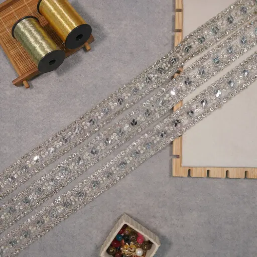 [FANL1687 ROSE GOLD] Metallic Yarn Lace In Crystal Pearl & Mirror
