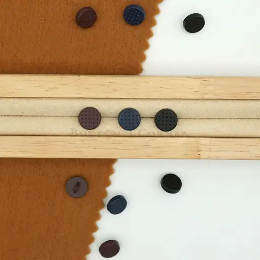 Paint Coated Smooth Surface Side Line Shirt Button