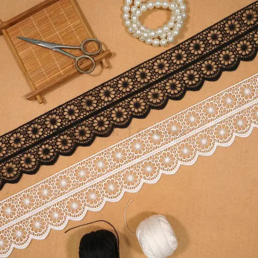 One Side Border Shuttle Lace