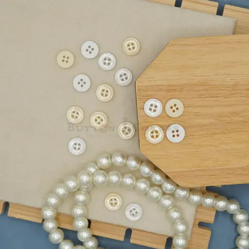 Classic Design 4 Hole Resin Shirt Button