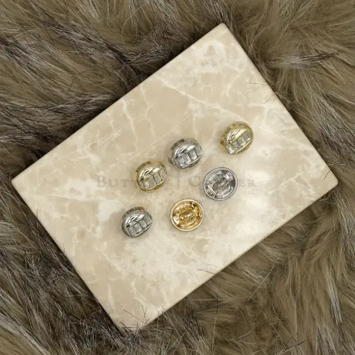 Baguette-cut Crystal Dome Design Button
