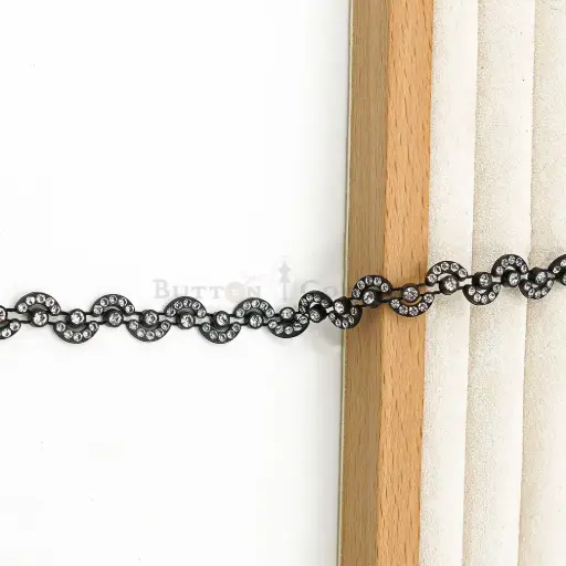 [KW1119-1 CRYSTAL BLACK] Black Base Rhinestones Ziagzag Croquette Lace