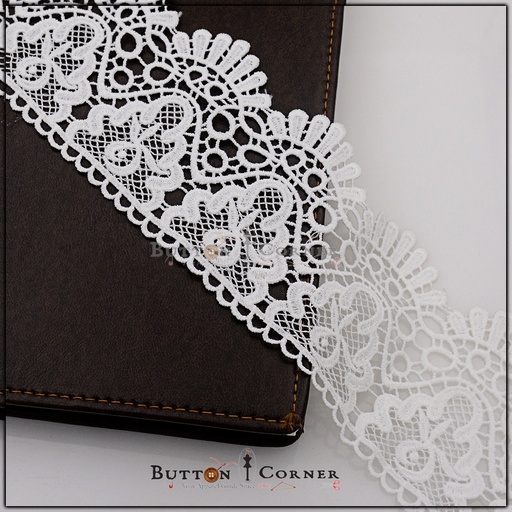 [ALN265-WHITE] One Side Border Shuttle Lace