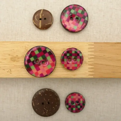 UV Glass Coated Check Coconut Button