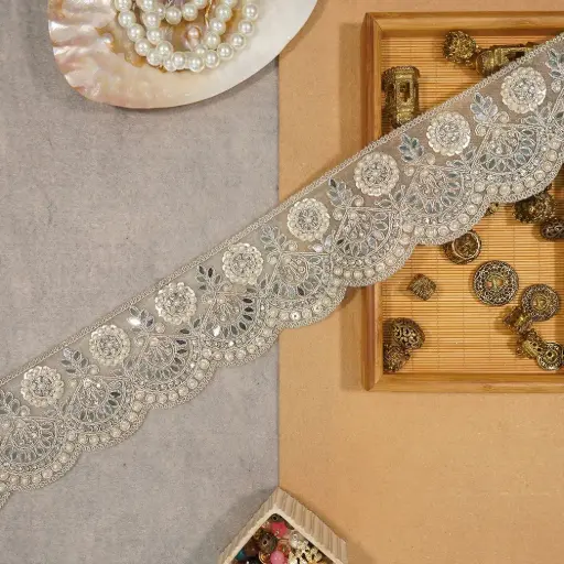 [FANL1733 GOLD] Metallic Yarn, Pearl, Crystal, Mirror Lace