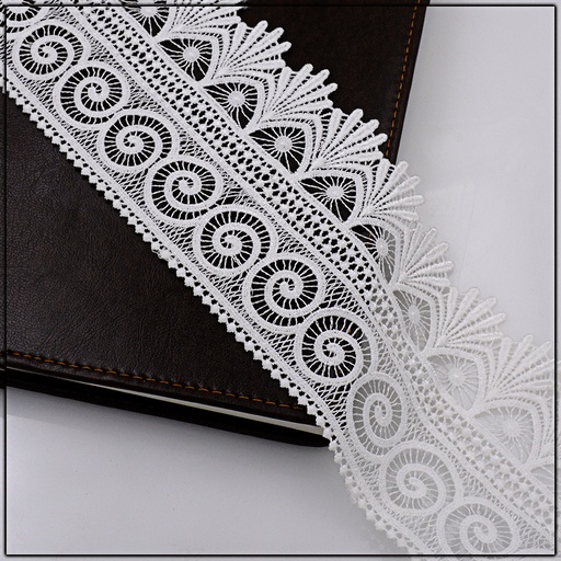 [ALN277-WHITE] One Side Border Shuttle Lace