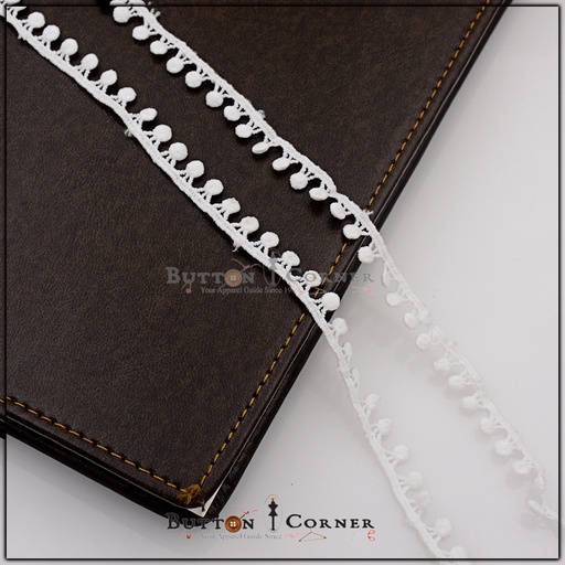 [ALN267 WHITE] One Side Border Shuttle Lace