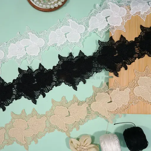 Flower Design Shuttle Lace