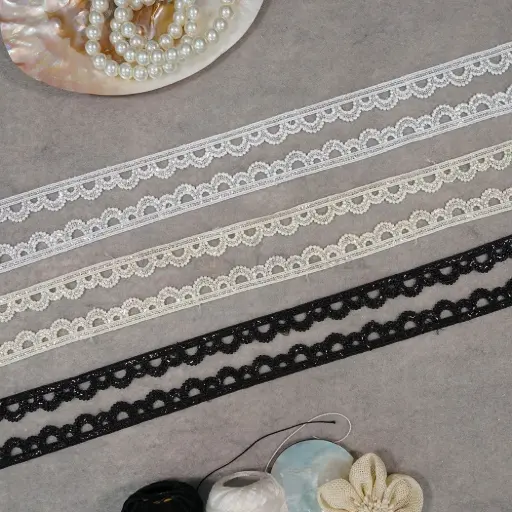 One Side Border Shuttle Sequence Lace