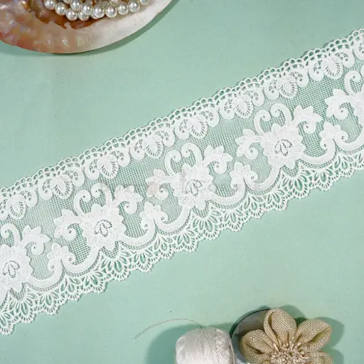 [AG-152 WHITE] One Side Border Shuttle Net Lace