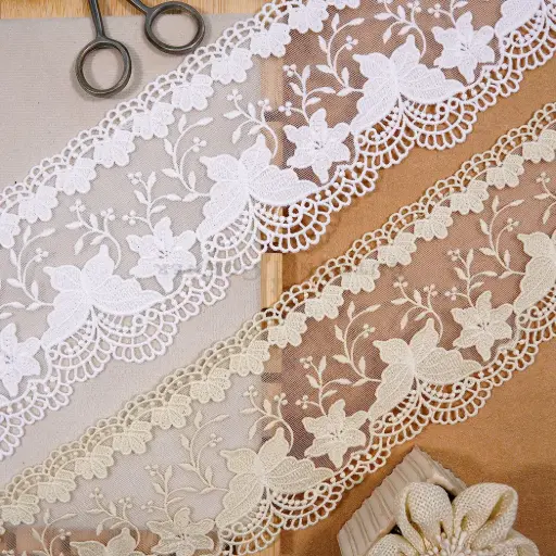 Scallop Border Floral Pattern Net Lace