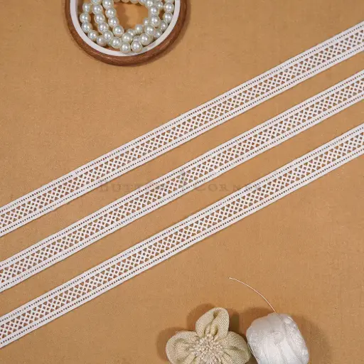 [82834-B2] Double Side Border Shuttle Lace
