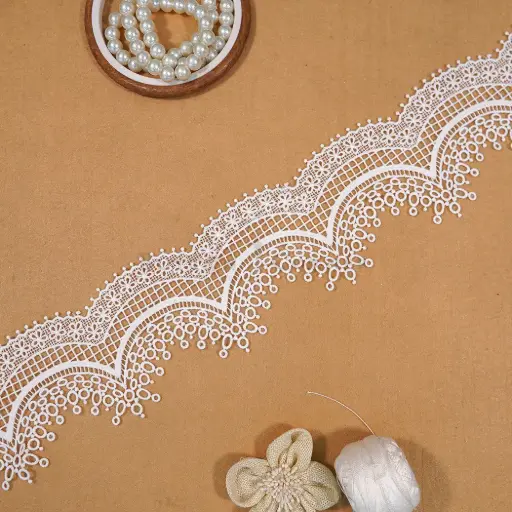 [AL2079 WHITE] Scallup Shuttle Lace