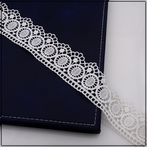 [ALN255-WHITE] One Side Border Shuttle Lace