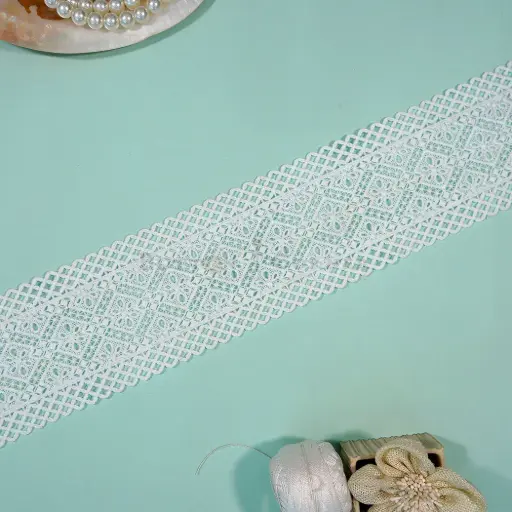 [AL2085 WHITE] Double Side Border Shuttle Lace
