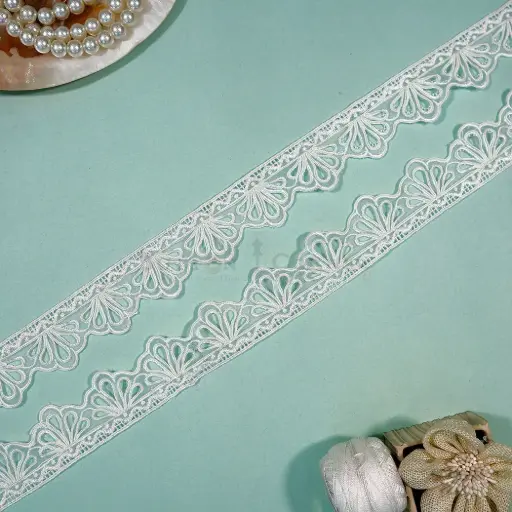 [D6986A WHITE] One Side Border Organza Lace
