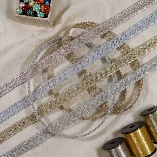 Circular Pattern with Sequence Centred Fancy Lace With Double Side Border
