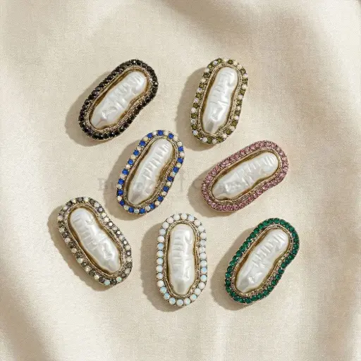 Fancy Kundan Button 