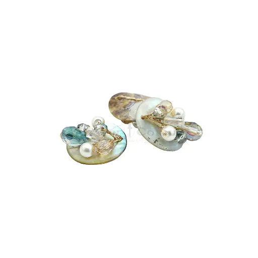 [FBR2SH419] Hand-Wired Rondelle Beaded Jewelled Shell Button