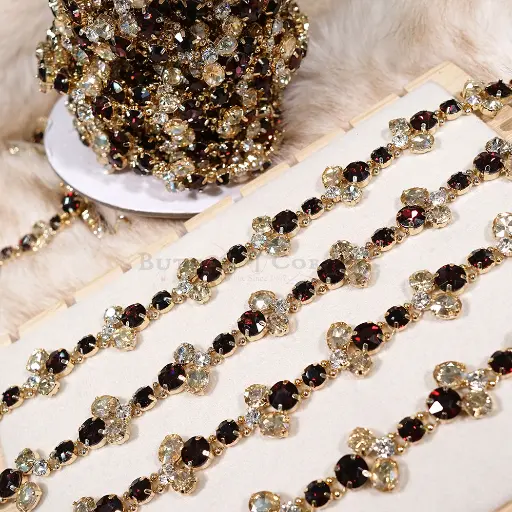 [H179 Burgundy + GHSA] Gold Base Cluster Style Four Claws Crystals Rhinestones Chain