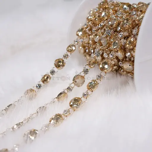 [H201 GSHA] Gold Base Minimalist Crystal Prong Chain