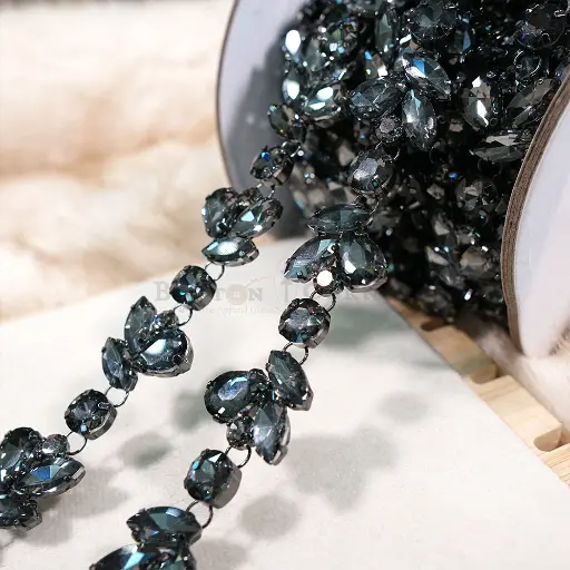 [H214 BLACK DIAMOND] Nontoxic Gun Black Base Marquise Crystal Vine Chain