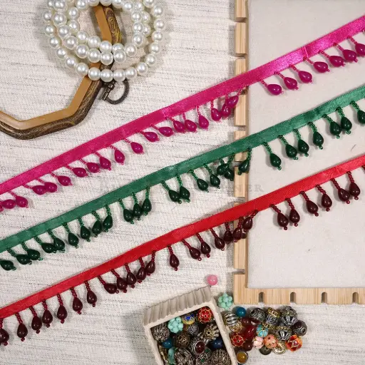 Glass Beads, Teardrop Pearl, Hanging Lace